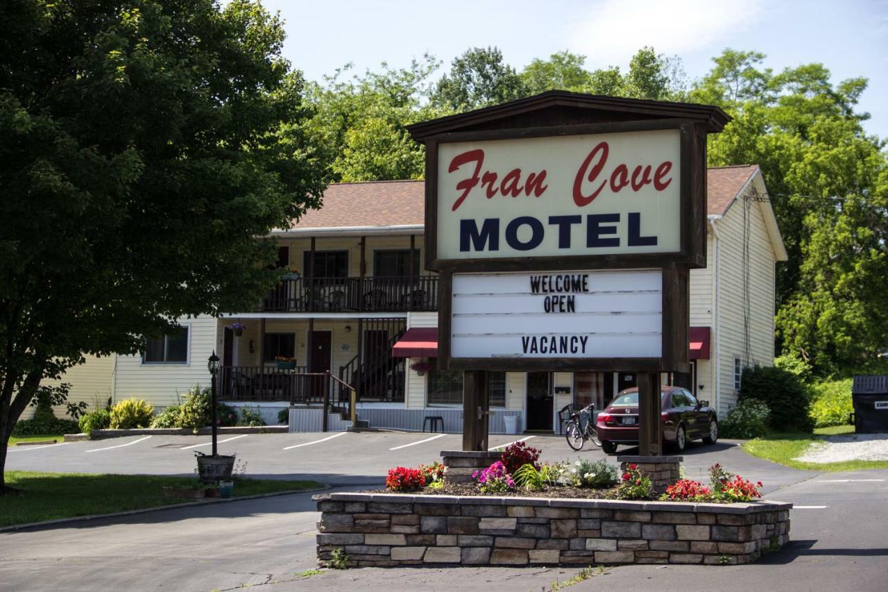 Fran Cove Motel Lake George Exterior photo