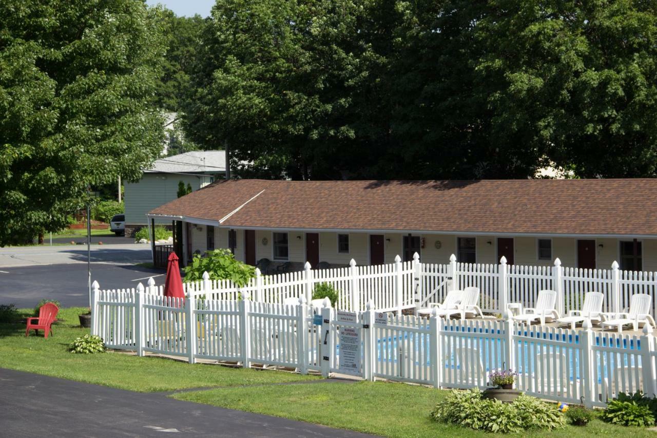 Fran Cove Motel Lake George Exterior photo